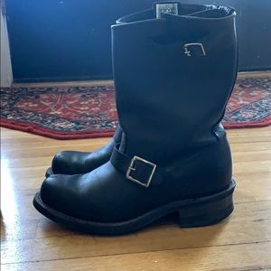 Frye Womens Engineer 12R Black Motorcycle Boots
